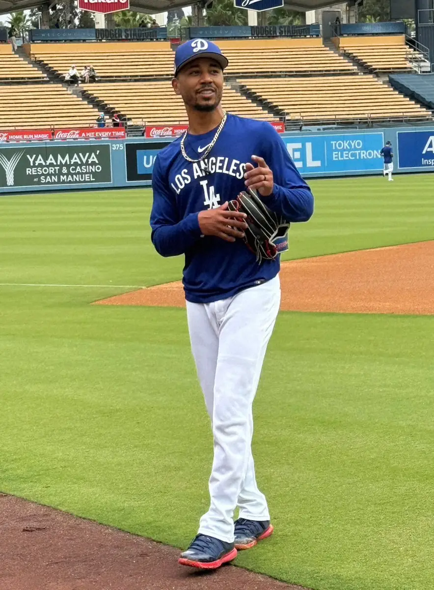 【画像・写真】打撃不振のベッツ　大谷に代わって今季初1番「チームのために何が一番いいか」