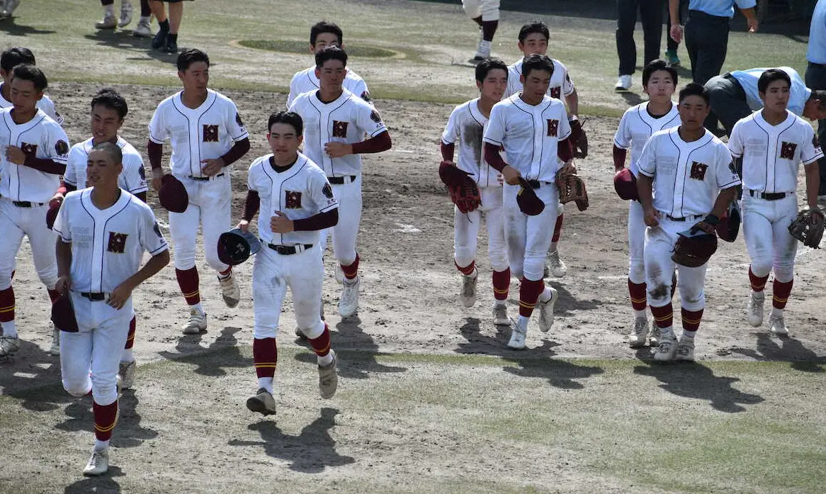 【画像・写真】【高校野球】東筑紫学園が福岡大大濠を破って7年ぶり8強