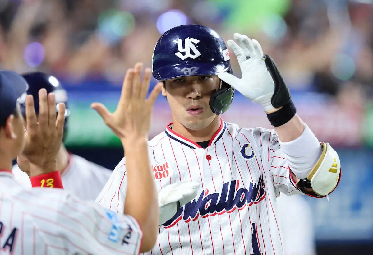 【画像・写真】＜ヤ・広（13）＞6回、2ランを放った山田（撮影・尾崎　有希）