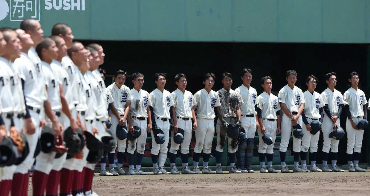 【画像・写真】「楽しい夏だった」全員野球で公立の高石が大阪桐蔭と力勝負　敗れても悔いなし