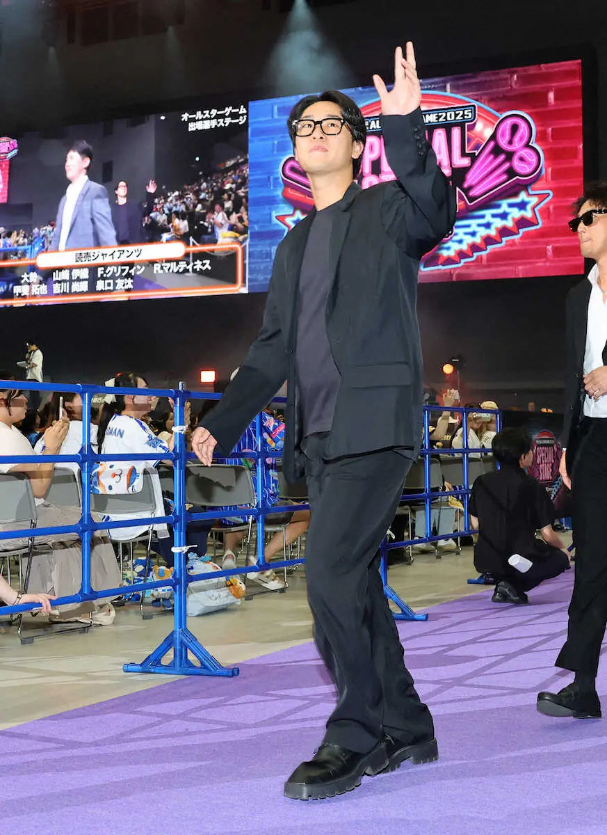 【画像・写真】【球宴】山崎伊織は1回1失点に苦笑い　投手戦繰り広げた村上が目の前で6失点…自身も無失点逃す