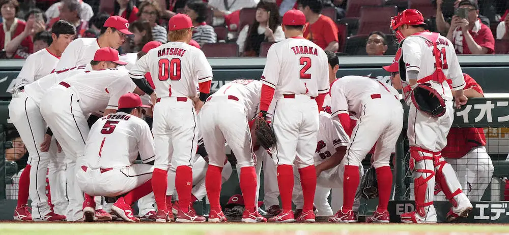 【画像・写真】広島　末包昇大の呼びかけで選手だけ60分間ミーティング「もっと熱くなって野球を」後半戦へ弾みに