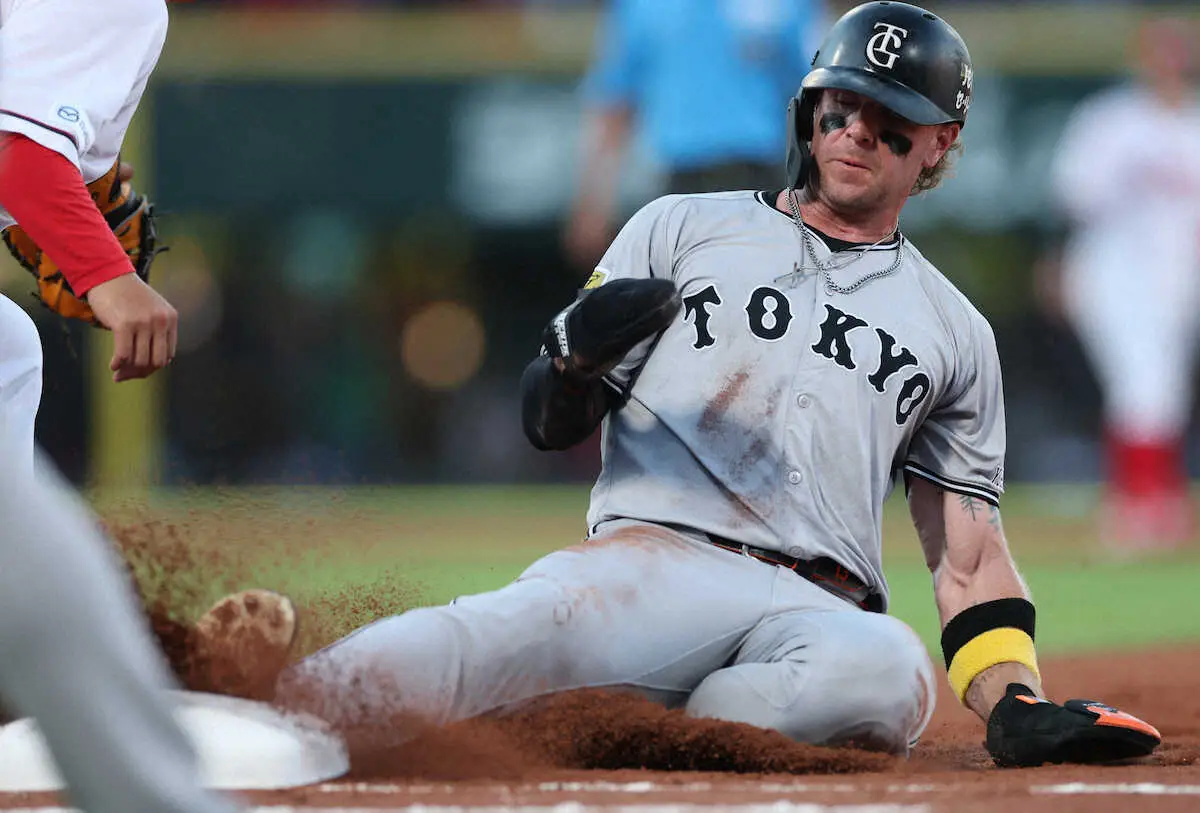 【画像・写真】巨人キャベッジが体調不良から復帰　1軍再登録、即49日ぶり4番　中前打放ってお役御免