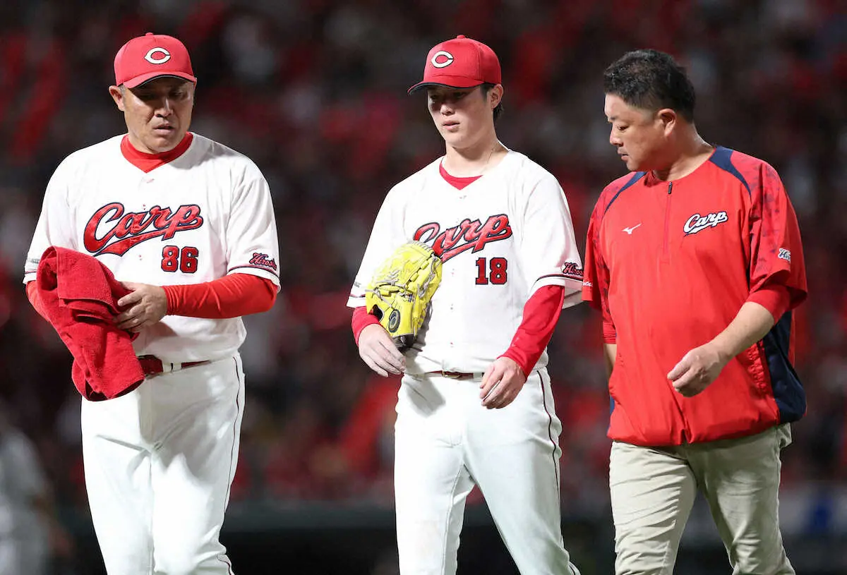 【画像・写真】広島・森下暢仁にアクシデント発生　7回途中に右手指を気にして退く
