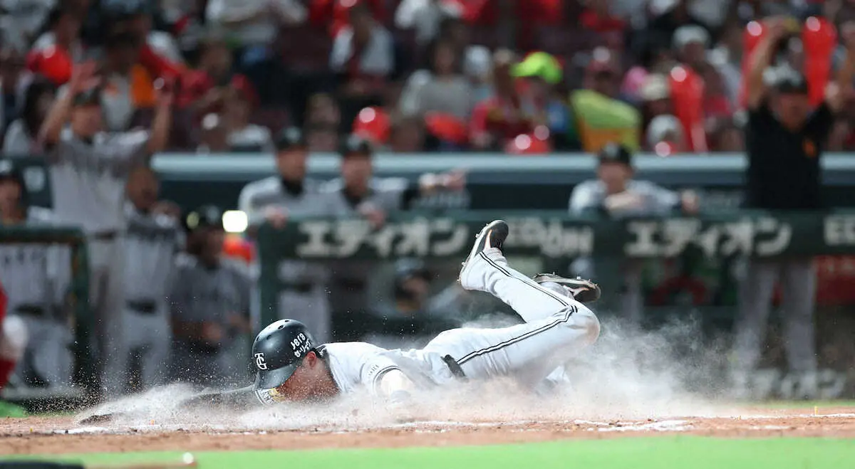 【画像・写真】巨人リチャードまた打った！「前に飛ばせば何かあると」　阿部監督スタメン起用に応える
