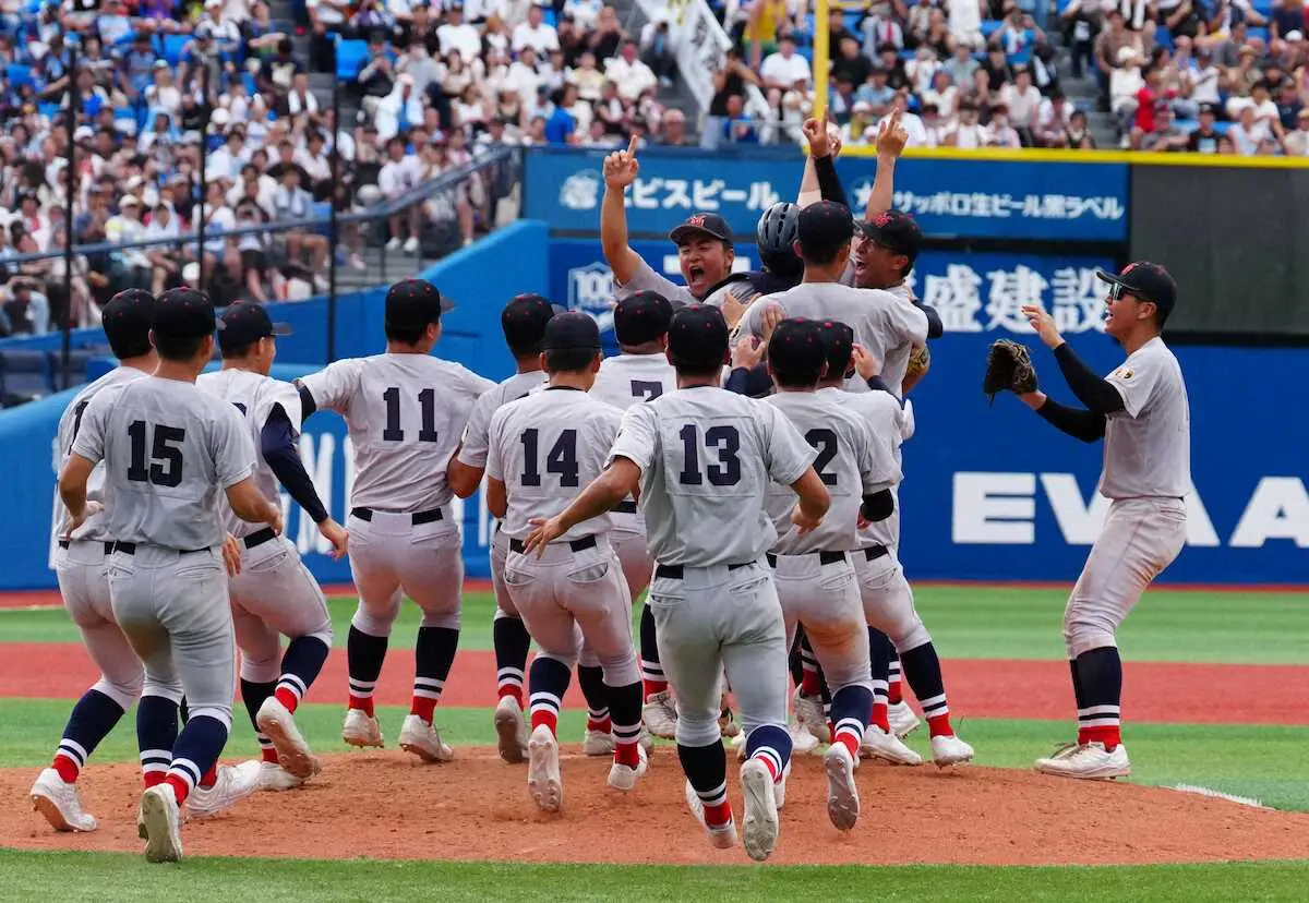 【画像・写真】【高校野球】“逆転の横高”3試合連続で劣勢跳ね返した！横浜・村田監督「選手たちは誇りです！」
