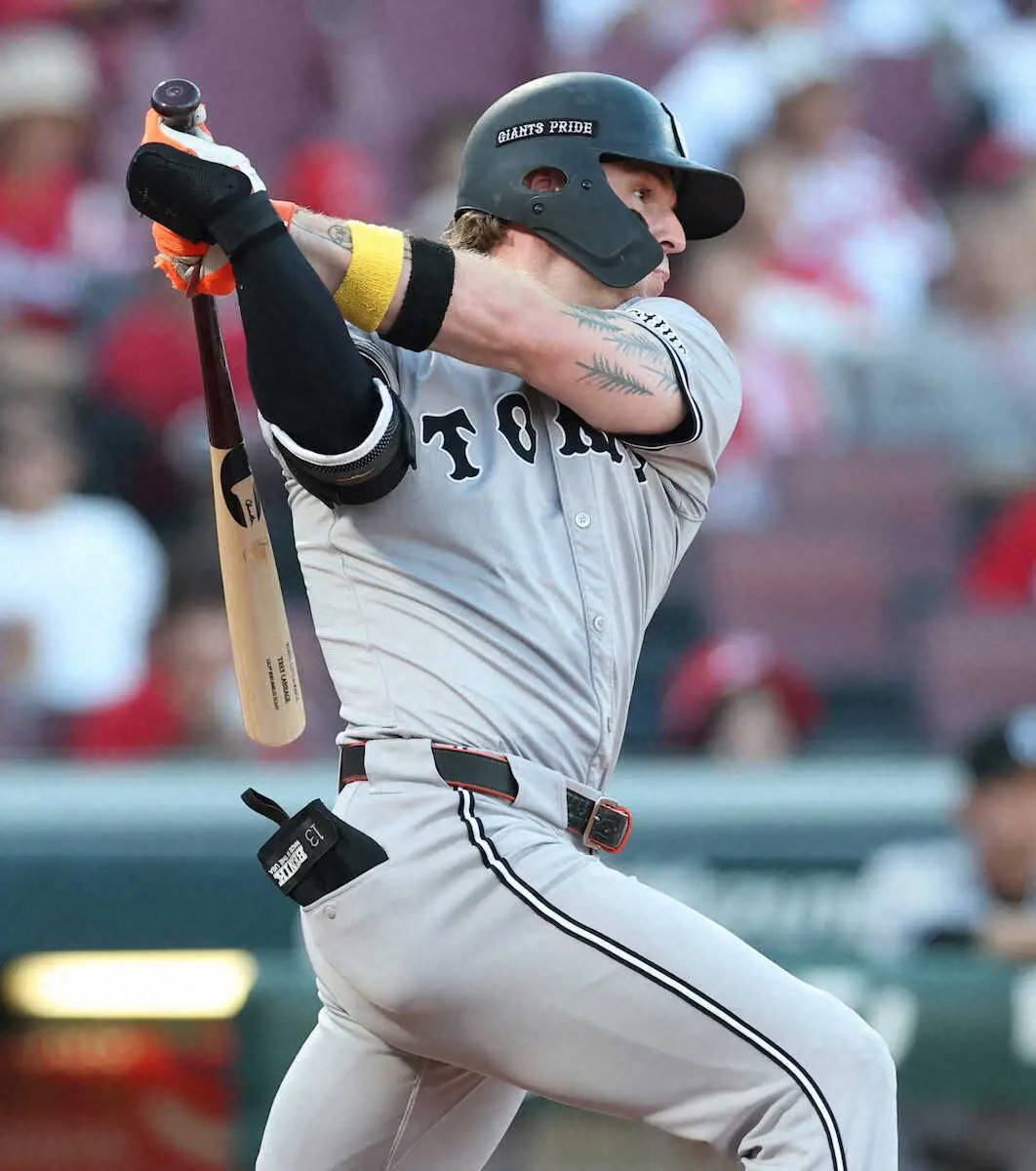 【画像・写真】巨人にドクターイエロー効果？見たら幸せになる新幹線通過直後に岸田が二塁打、この回一挙3得点！