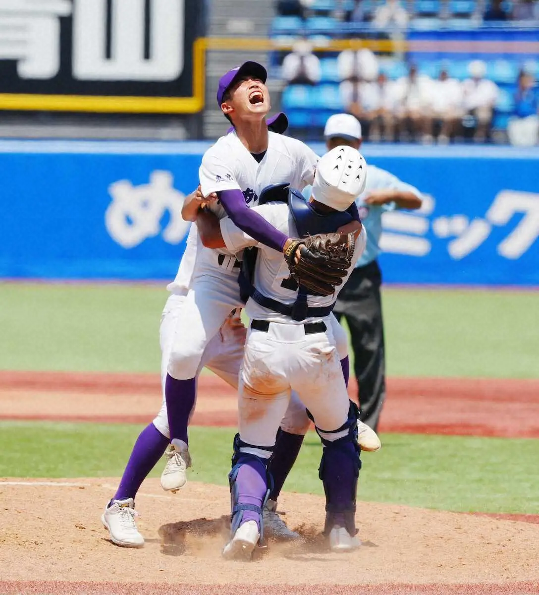 【画像・写真】【高校野球】関東第一・坂本慎太郎の“ジエンゴ弾”にファン驚嘆「マジで二刀流」「ほれぼれする」