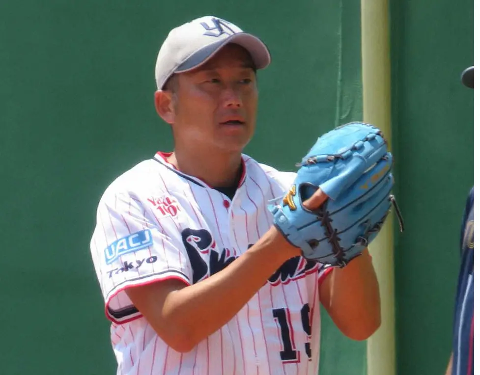 【画像・写真】最年長左腕のヤクルト・石川　セDH導入を歓迎　昨季まで23年連続安打も「投球に集中できる」