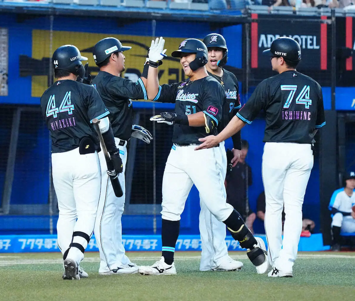 【画像・写真】幕張リベンジャーズだ！「見返したい」ロッテ・山口航輝が豪快に今季1号3ラン　約2カ月ぶり1軍復帰