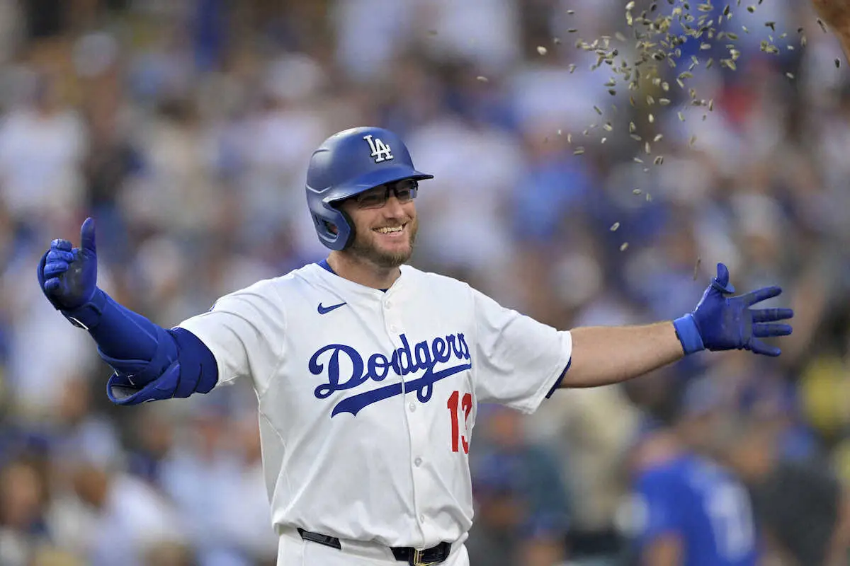 【画像・写真】ドジャース・マンシーが復帰後初アーチから2打席連発！第3子妊娠中の夫人誕生日に祝弾
