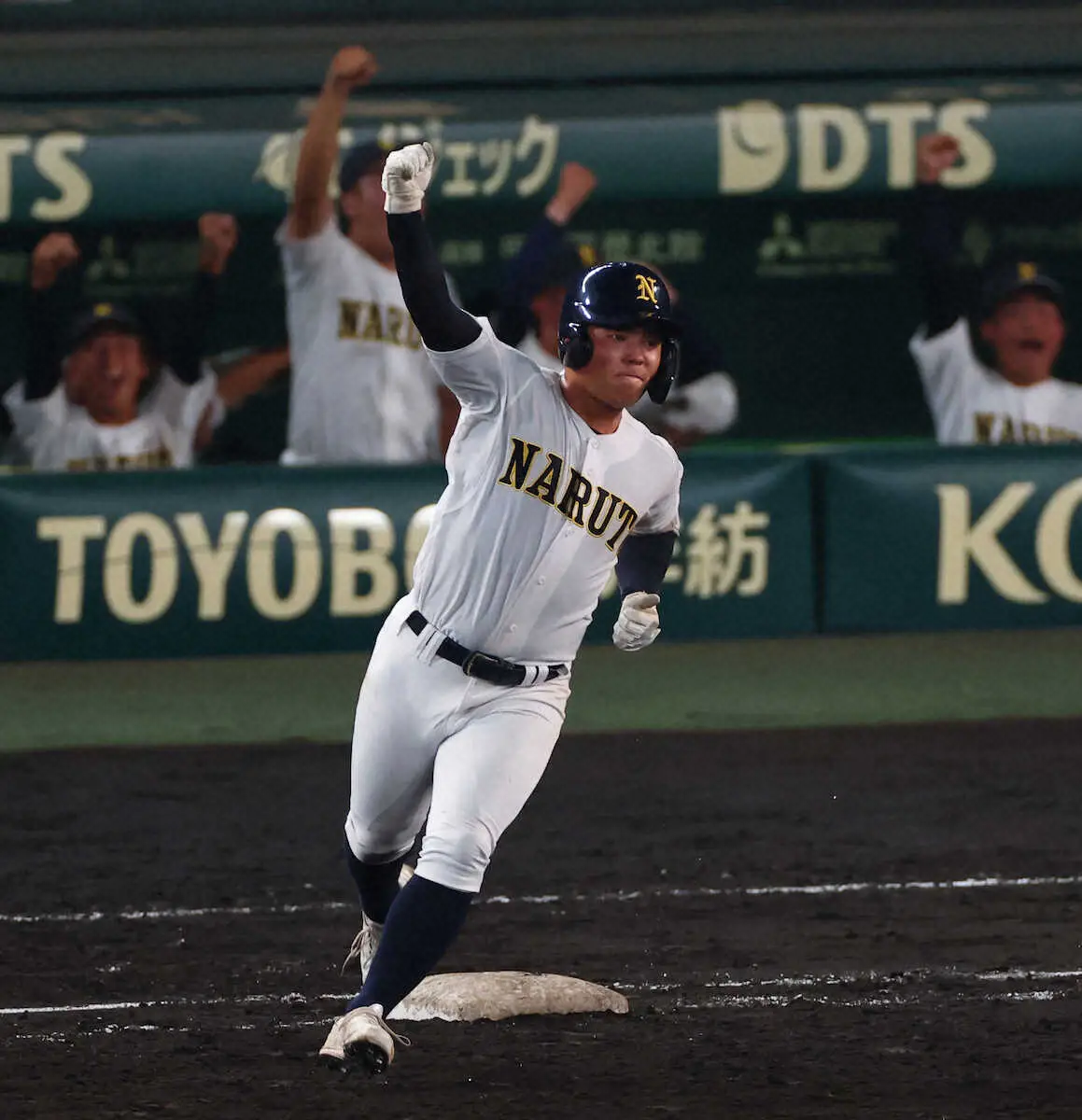 【画像・写真】【甲子園】大会2号は鳴門の167センチ右腕・橋本朋来　自ら失点取り返す同点2ラン