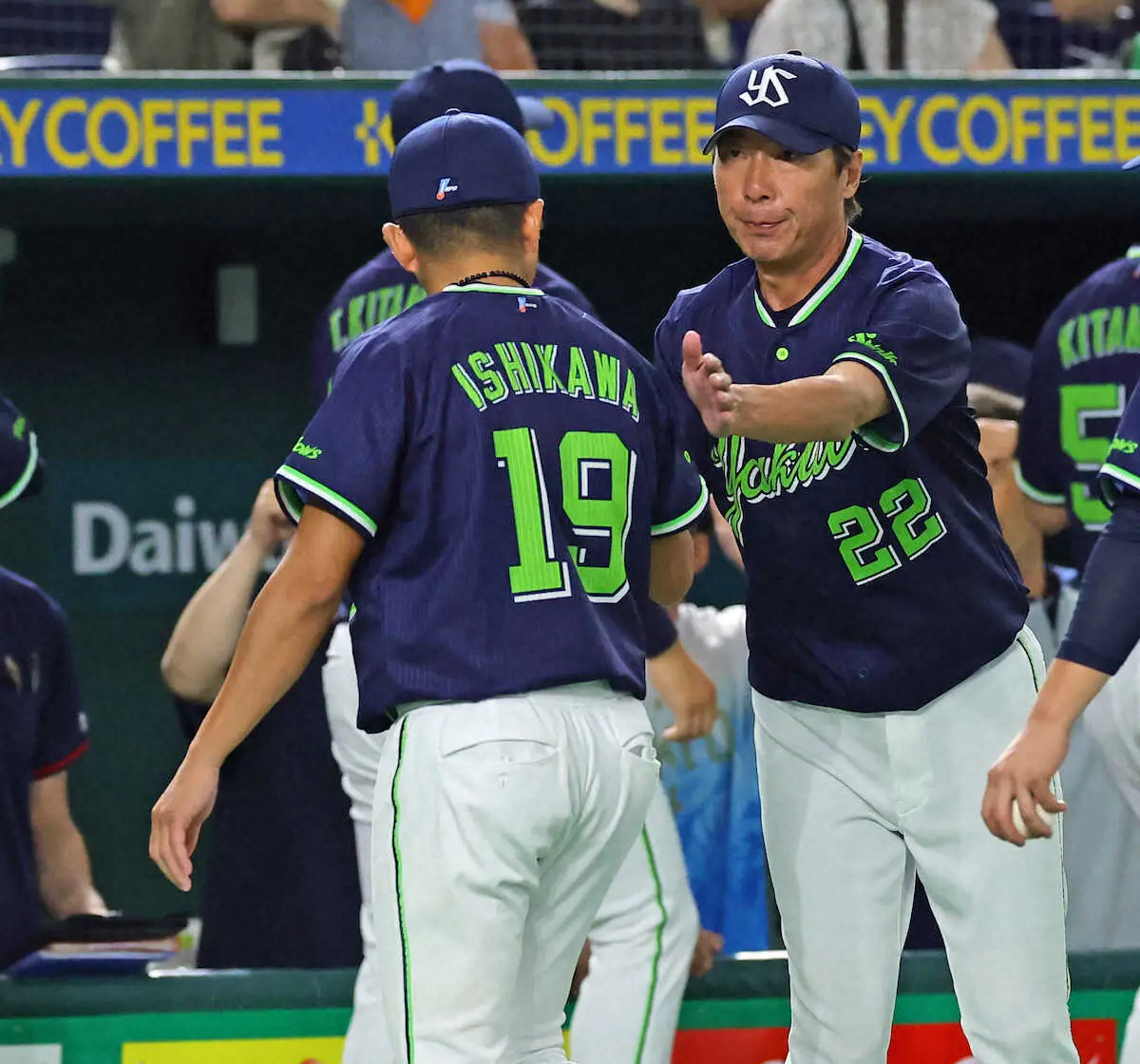 【画像・写真】ヤクルト・高津監督は石川の24年連続安打に「素晴らしい」　東京Dでの連敗を8で止め「良かったよ」