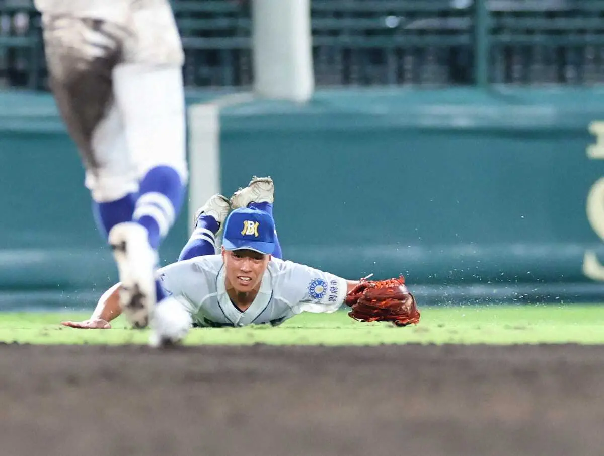 【画像・写真】【甲子園】明豊が3年ぶり初戦突破！　好機を確実にモノにし、強敵・市船橋を撃破