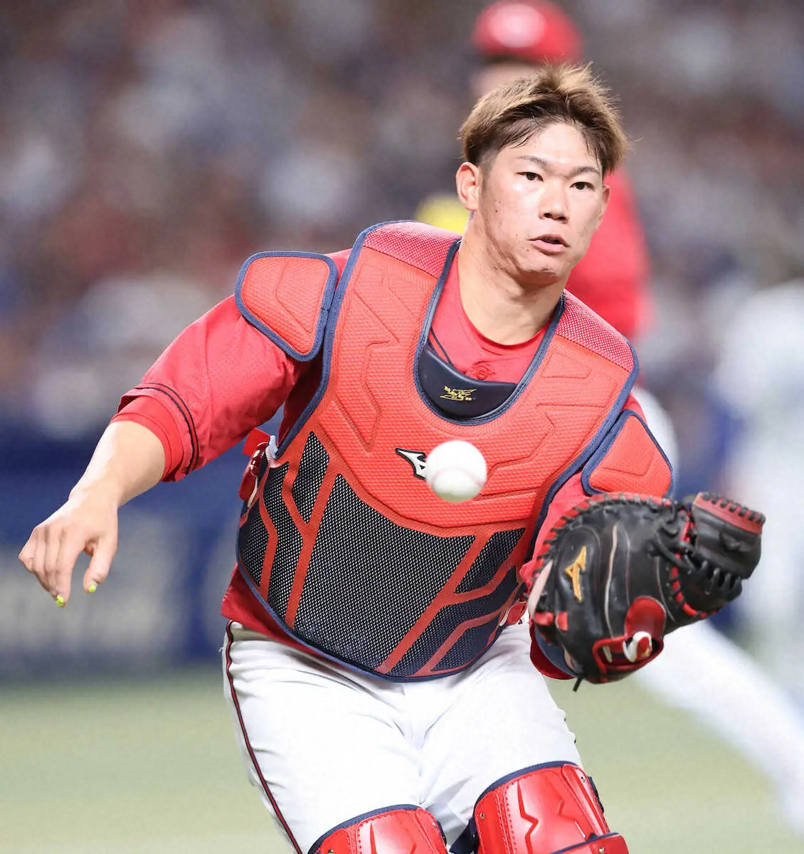 【画像・写真】広島・坂倉将吾　初回痛恨の失策から先制点献上