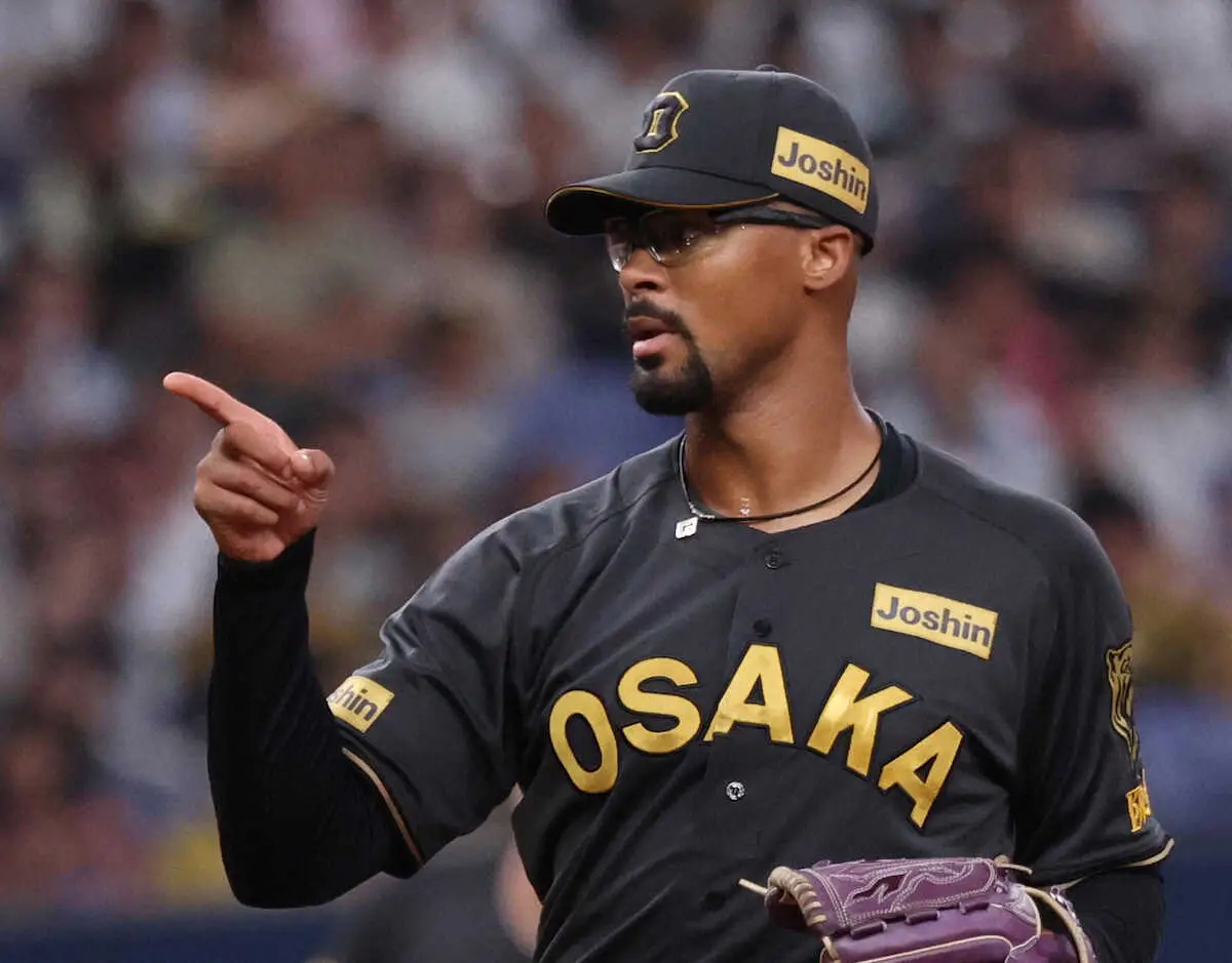 【画像・写真】＜神・ヤ18＞3回、力投するデュプランティエ（撮影・後藤　正志）