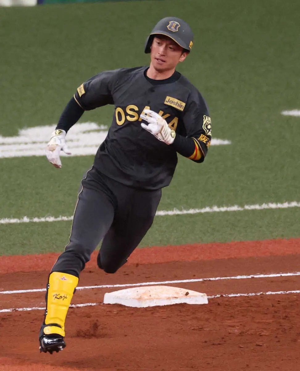 【画像・写真】阪神・近本光司　今季のフルイニング出場が止まる　6回からベンチに下がる