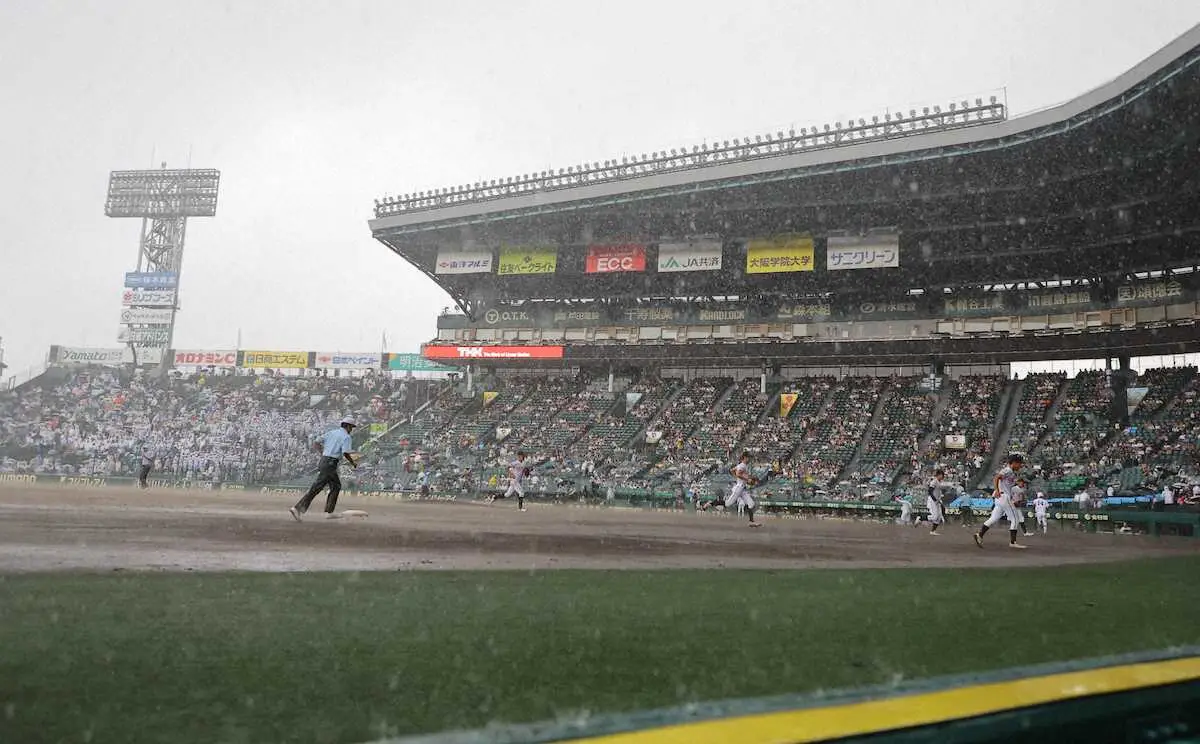 【画像・写真】【甲子園】第1試合は6回裏に雨天中断　県岐阜商が2―1とリード　左手の指がない横山温大が同点適時打