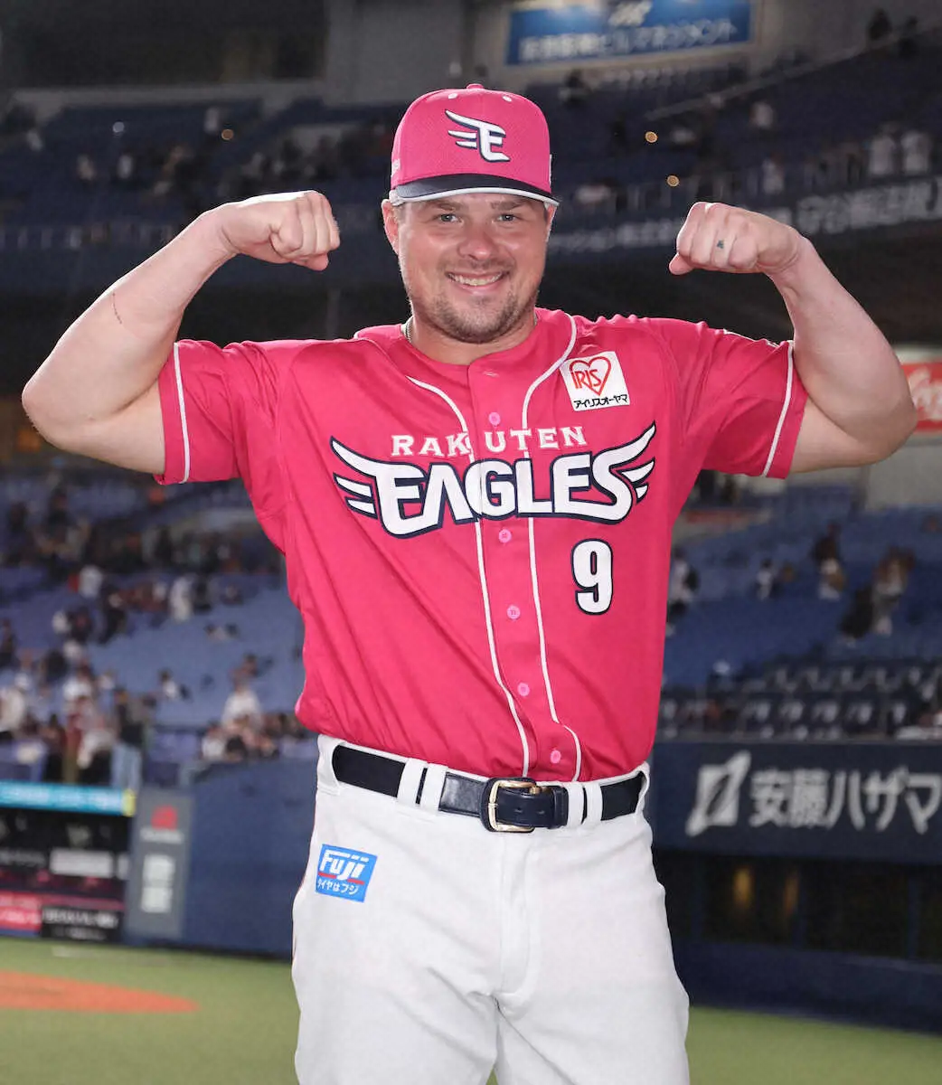 【画像・写真】楽天助っ人ボイトが4号2ランを含む2安打3打点　3位オリックスに勝利し「この勢いのまま全員で戦う」
