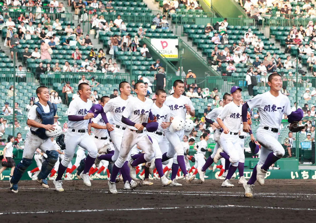 【画像・写真】【甲子園】強い関東勢が3戦3勝！　日大三、山梨学院、関東第一がベスト8進出決定！