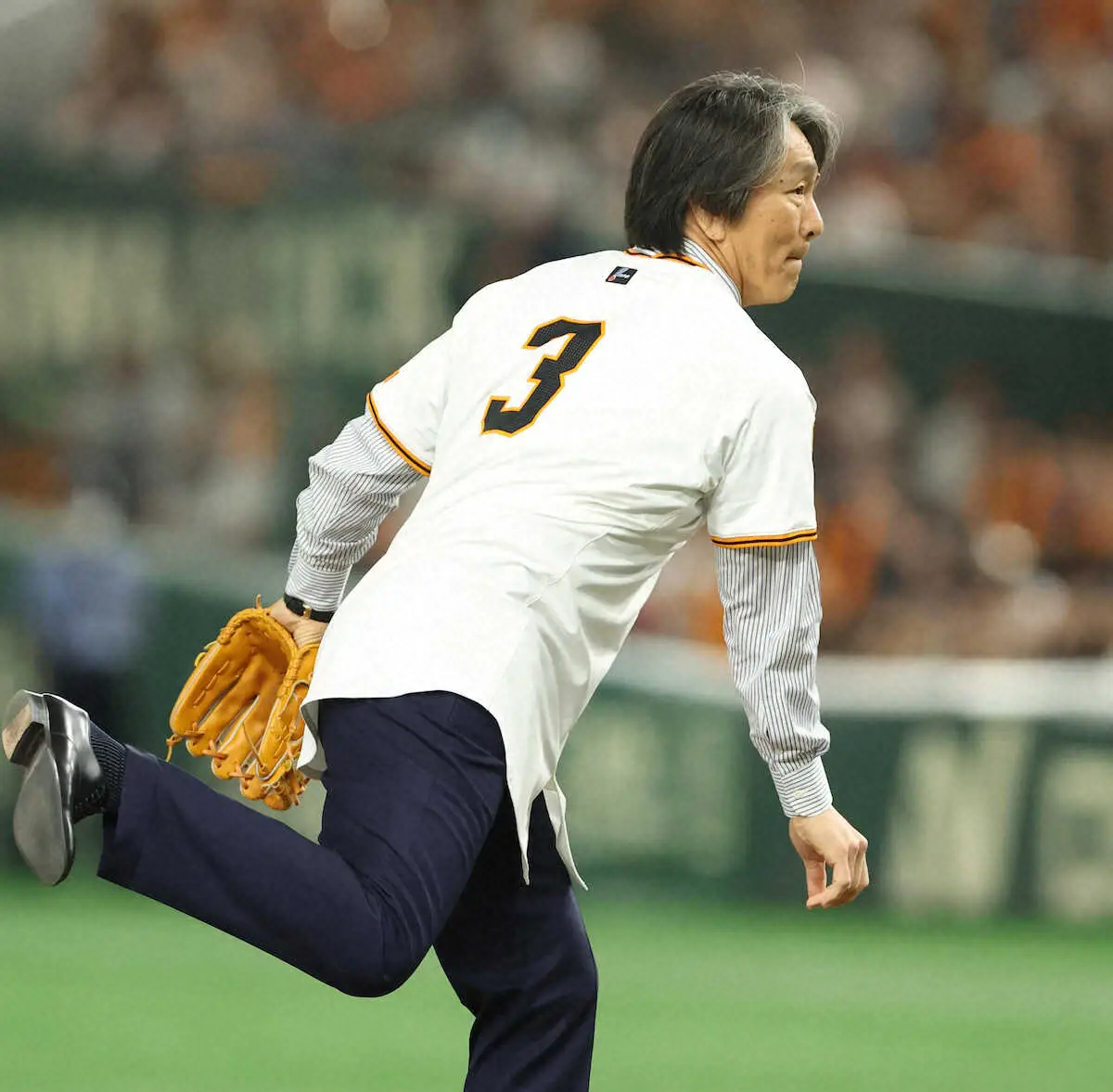 【画像・写真】ミスター追悼サプライズ超豪華始球式にどよめき！松井が投げ、阿部が受け、左に王、右に原　審判は由伸