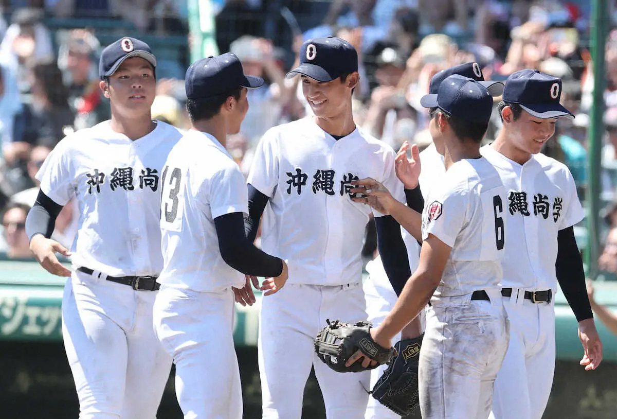 【画像・写真】【甲子園】沖縄尚学・末吉良丞、周囲に感謝の逆転勝利　決勝は「自分の力で勝てるようにしたい」