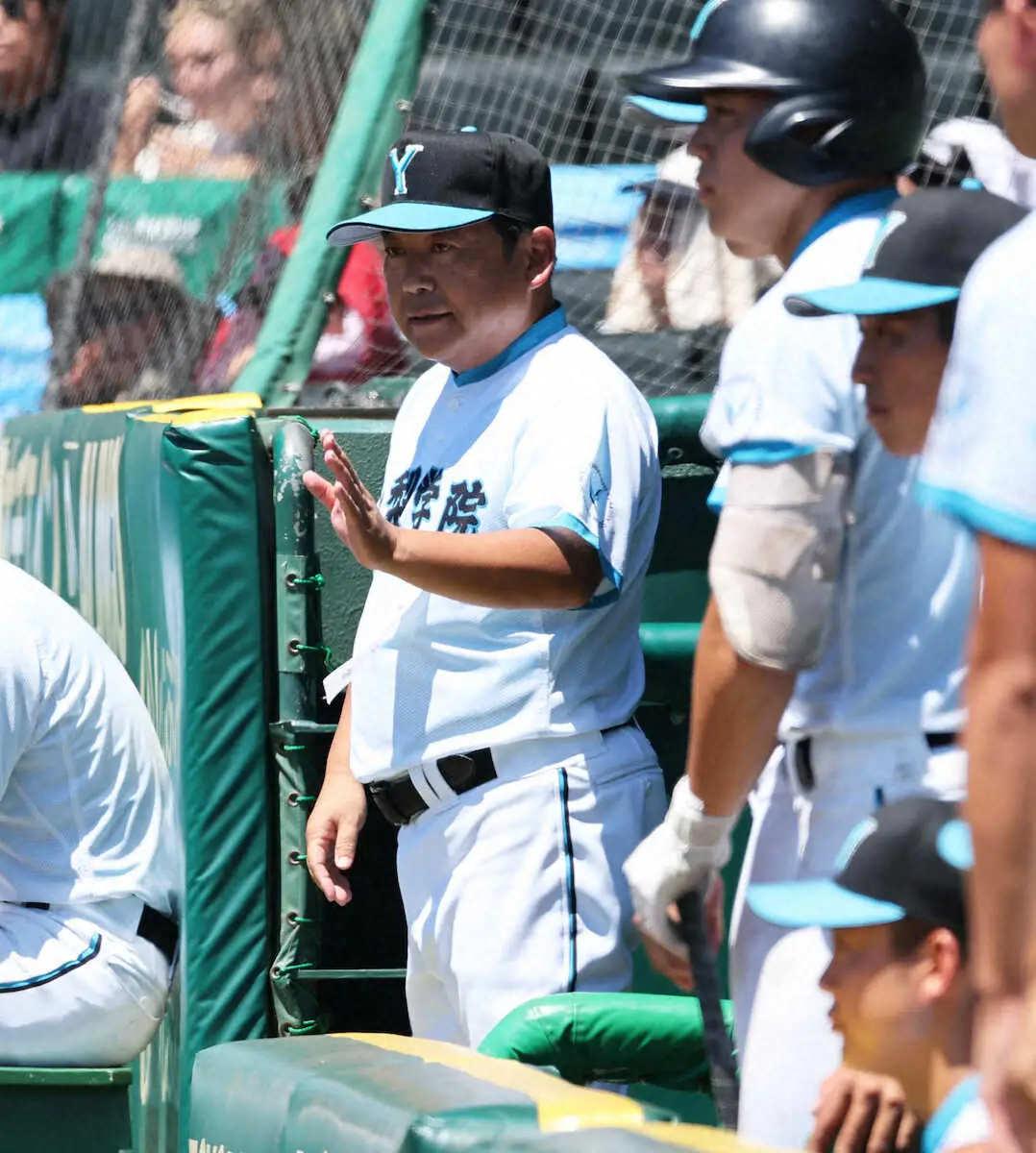 【画像・写真】【甲子園】山梨学院・吉田監督　1回降板の菰田は「秋には投げられると思う」　出力の強さが肩肘に影響か