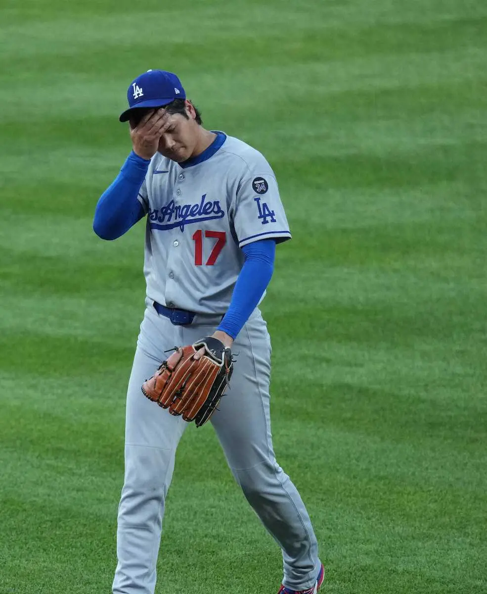 【画像・写真】「情けない投球内容」大谷翔平4回9安打5失点で「チームに申し訳ない」打球直撃の右足は「大丈夫」
