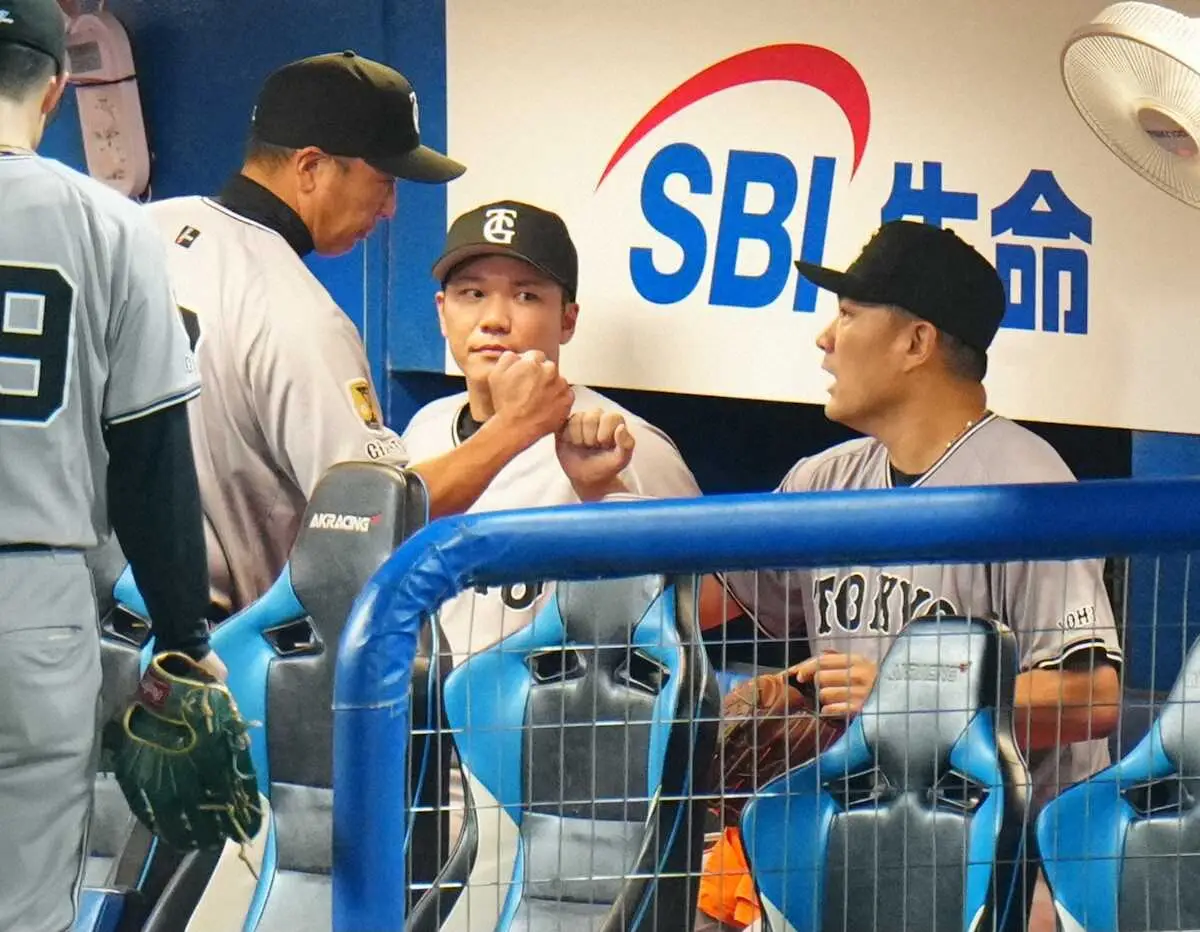 【画像・写真】巨人・田中将大　日米通算199勝目の権利を持ち降板　5回81球1失点の力投に神宮拍手　5回終了6―1