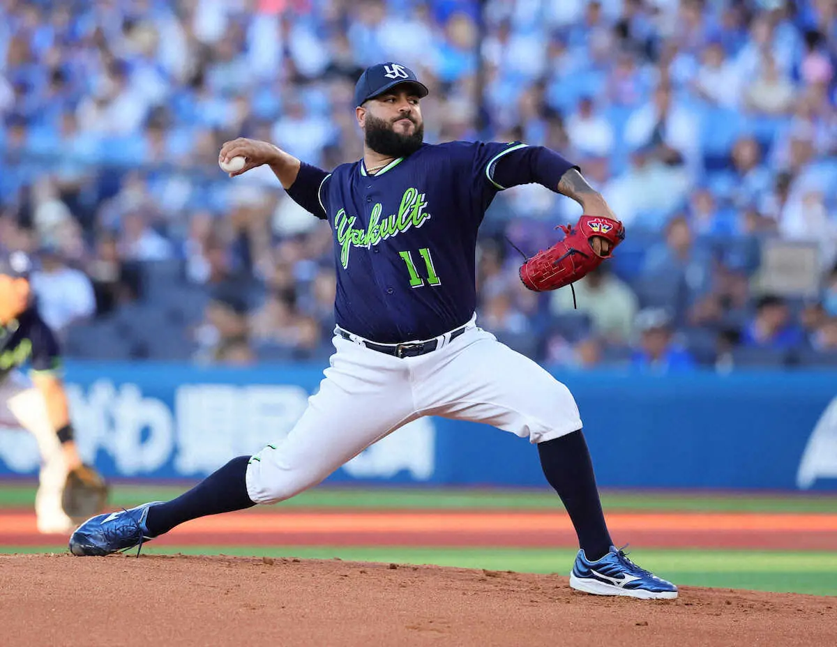 【画像・写真】ヤクルトのアビラが夫人の出産立ち会いのため一時帰国　チームトップの5勝をマークする助っ人右腕