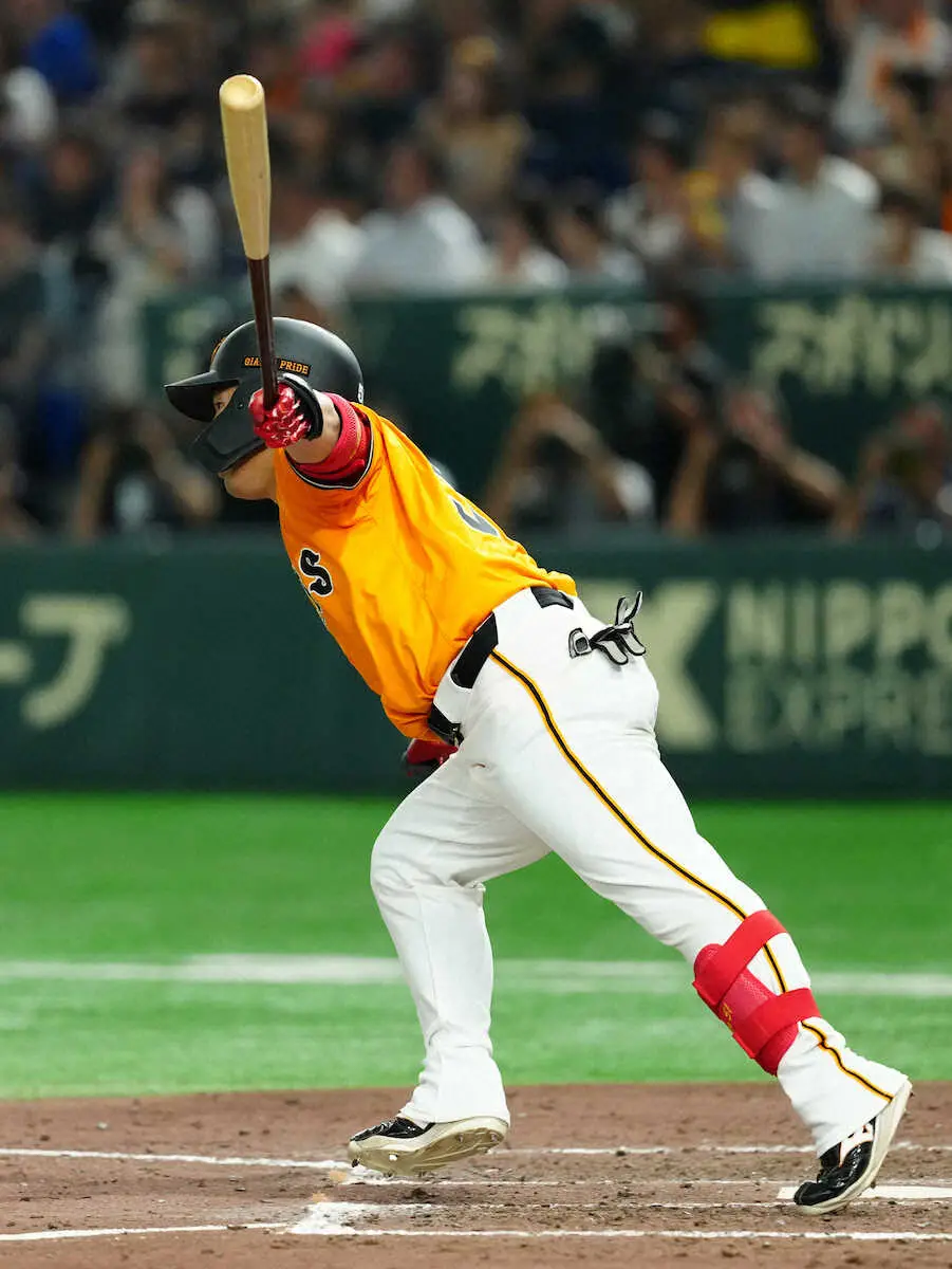 【画像・写真】巨人・浅野翔吾が2カ月半ぶりに1軍復帰　最初の打席は好守に阻まれるも鋭い打球　四球も選ぶ