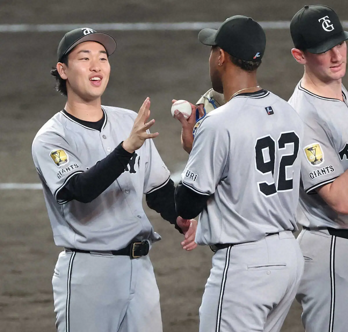 【画像・写真】巨人・阿部監督「貯金できる投手がいい投手」　山崎伊織の10勝3敗を高評価