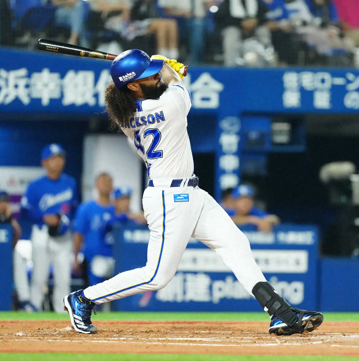 【画像・写真】DeNA・ジャクソン「人生最高のスイングができた」初アーチも空砲　6回3失点で降板