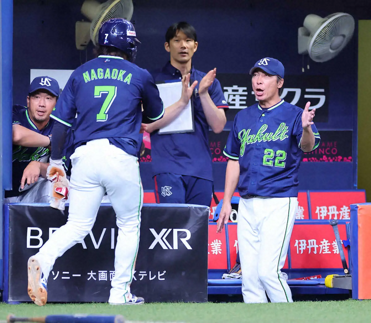 【画像・写真】今季限りで退任のヤクルト・高津監督、選手たちには「話しました」「モヤモヤして入りたくなかった」