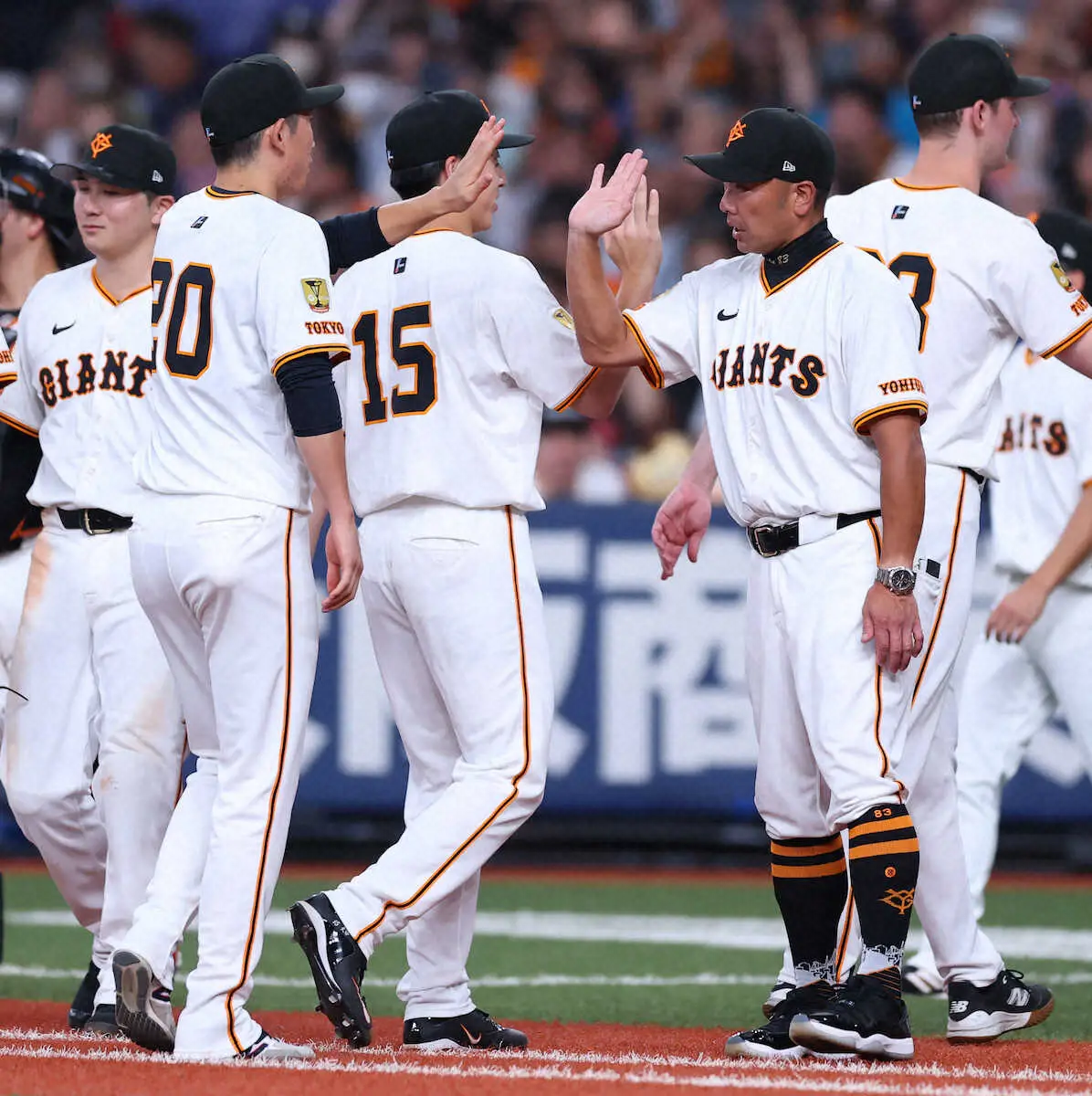 【画像・写真】巨人・阿部監督「受けている捕手が言ってあげたほうが効く」　戸郷―岸田のバッテリーに出した注文