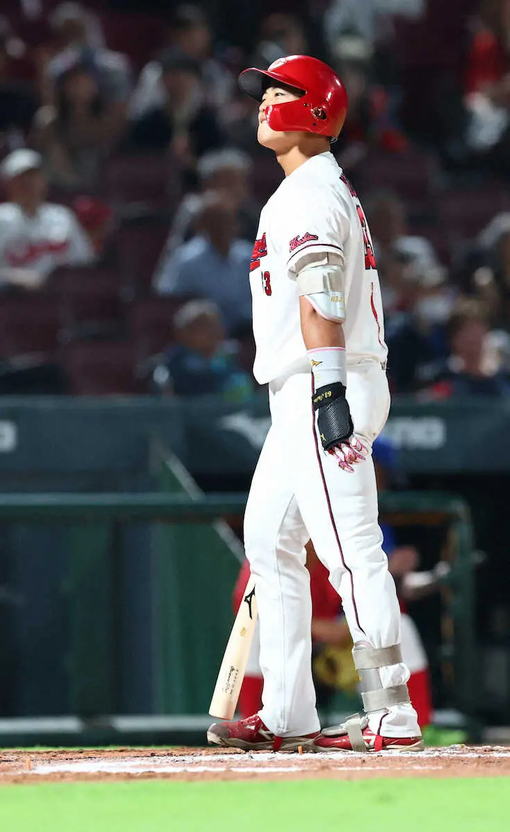 【画像・写真】＜広・D21＞7回、三振に倒れる内田（撮影・岸　良祐）