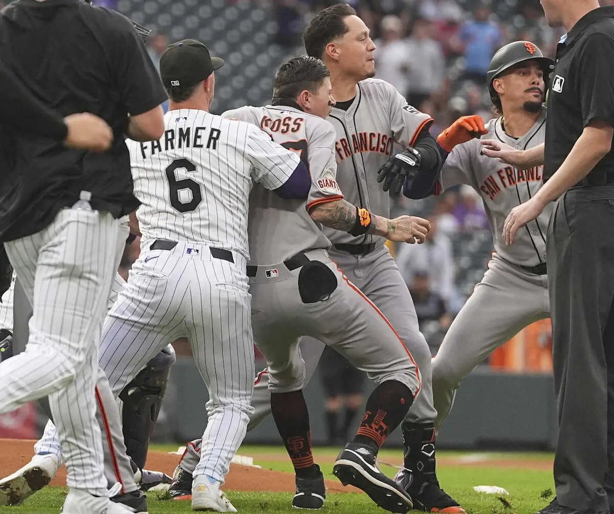 【画像・写真】ロッキーズ―ジャイアンツ戦で乱闘騒ぎ　ディバース本塁打きっかけに相手先発と口論→3選手が退場処分