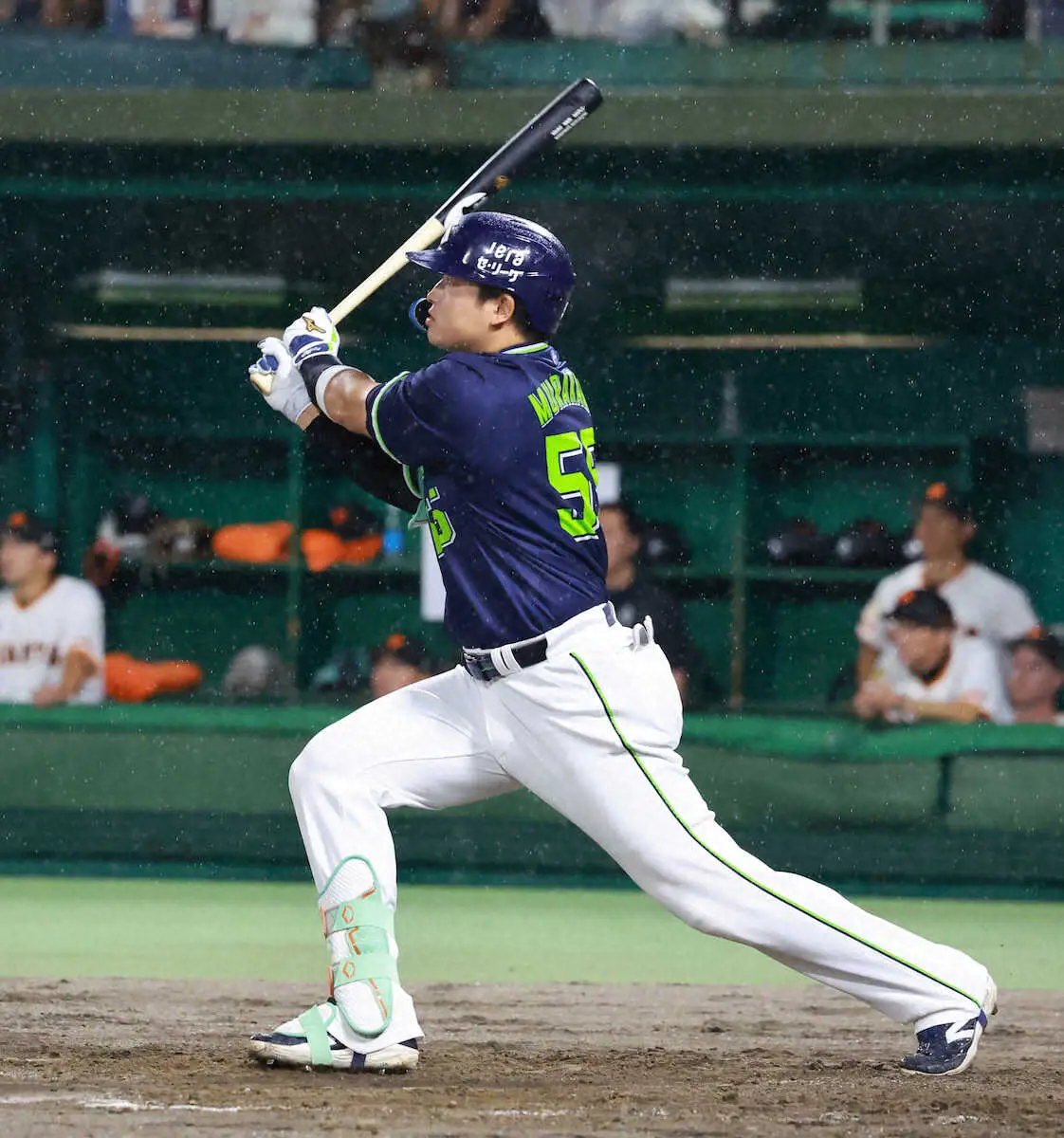 【画像・写真】「打撃の神様」ゆかりの地・岐阜で!　ヤクルト・村上が先制弾&満弾　34戦17発「次も打てるように」