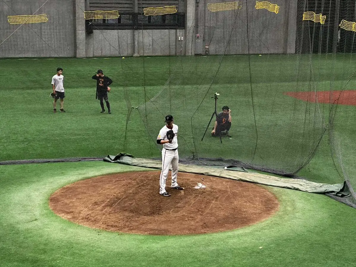 【画像・写真】巨人・グリフィン　離脱後初のシート打撃登板　右膝は「問題ないことが確認できた」