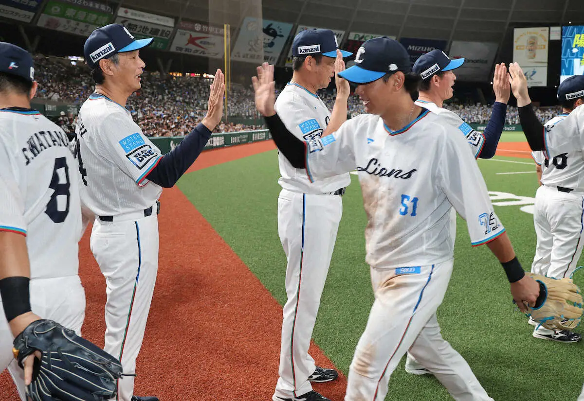 【画像・写真】西武は約2カ月半ぶりの3連勝で4位・楽天に0・5ゲーム差　西口監督は若手野手の活躍を喜ぶ