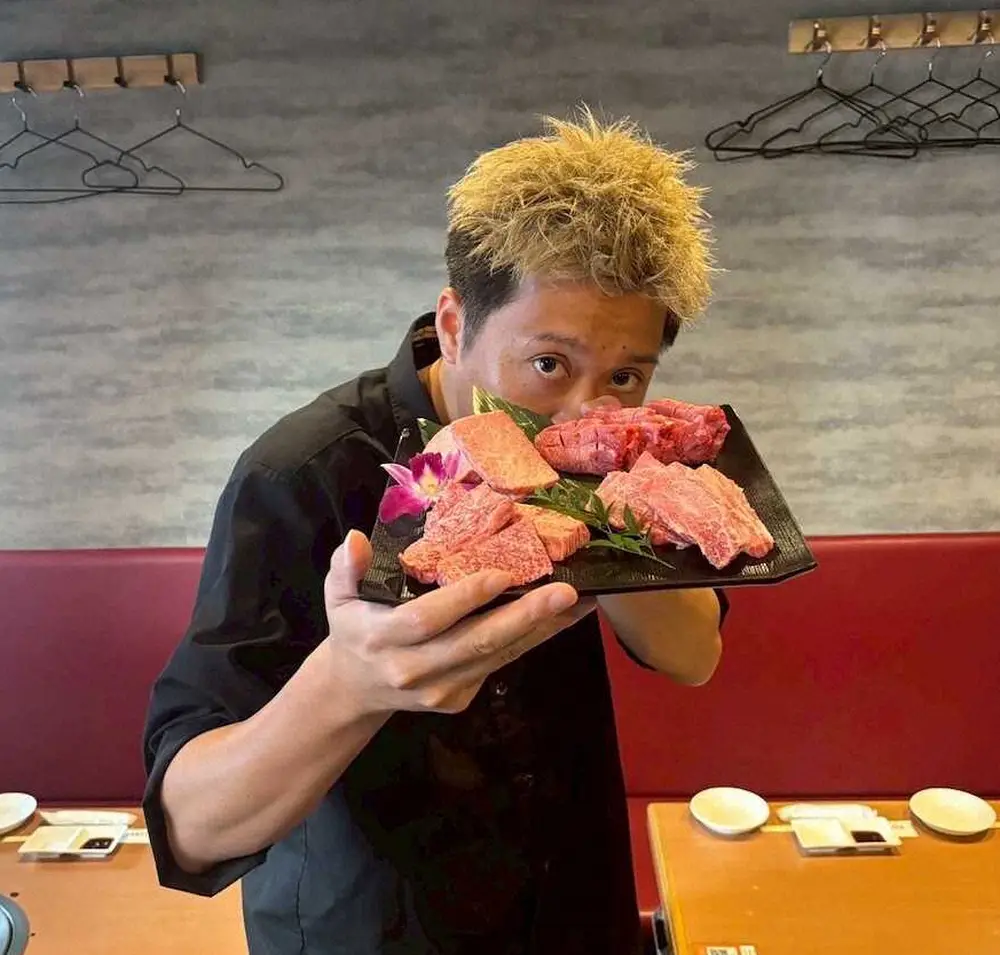 【画像・写真】阪神OB横山雄哉氏「優勝を是非、一緒に盛り上げたい」　焼肉店で「投手会」も開催