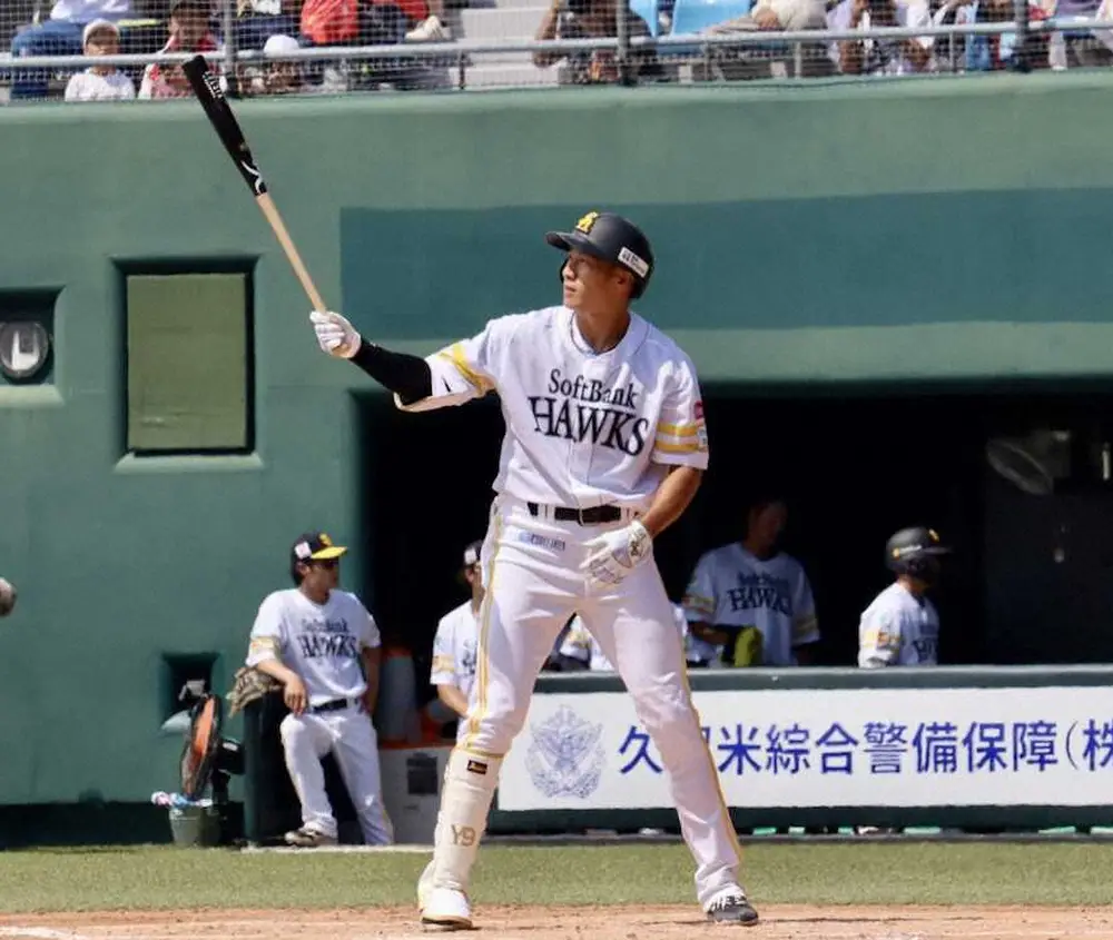 【画像・写真】ソフトバンク・柳田悠岐　2軍調整“延長戦”へ　小久保監督「すぐに呼ぶことはない」