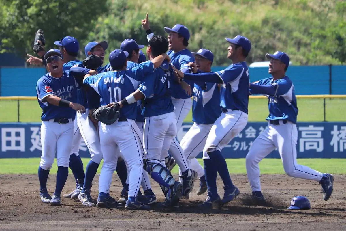 【画像・写真】大阪シティ信用金庫4年ぶり5度目V　“ミスターパーフェクト”松岡また完封でMVP