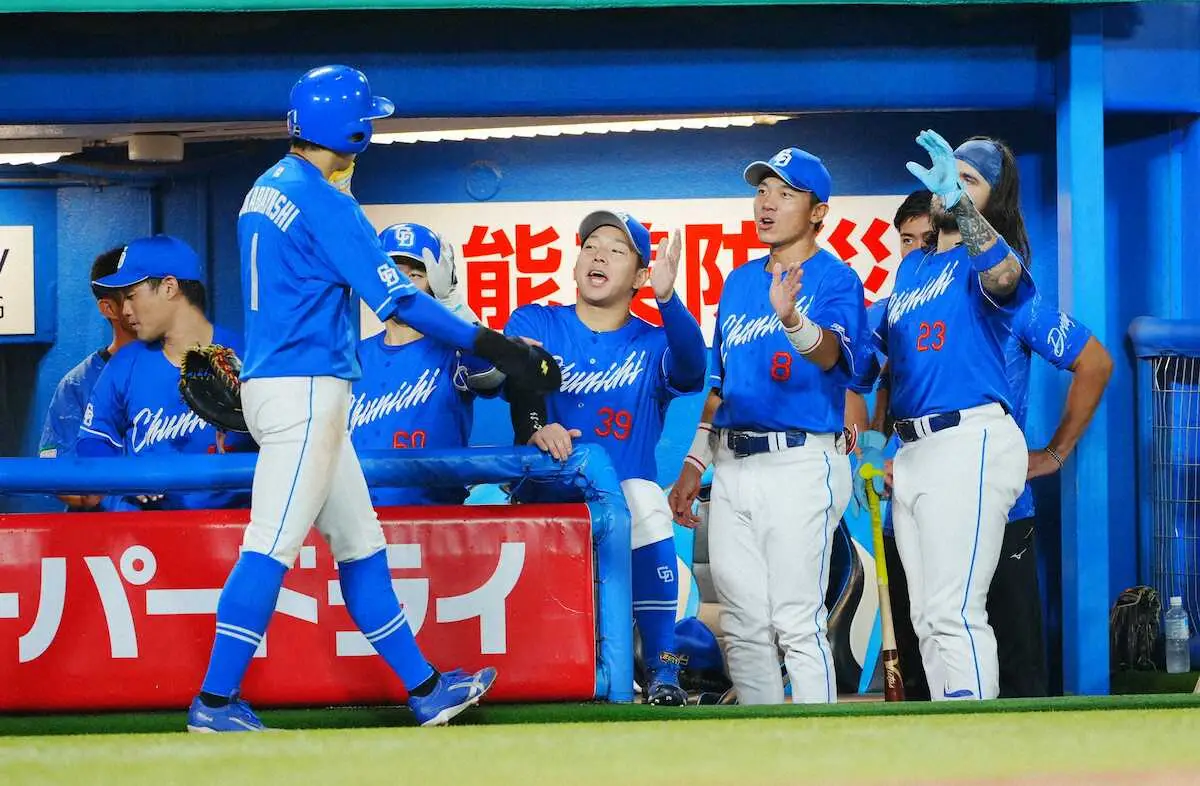 【画像・写真】中日　1番・岡林が5試合連続マルチ安打　シーズン145安打は近本、小園を1本差で追う