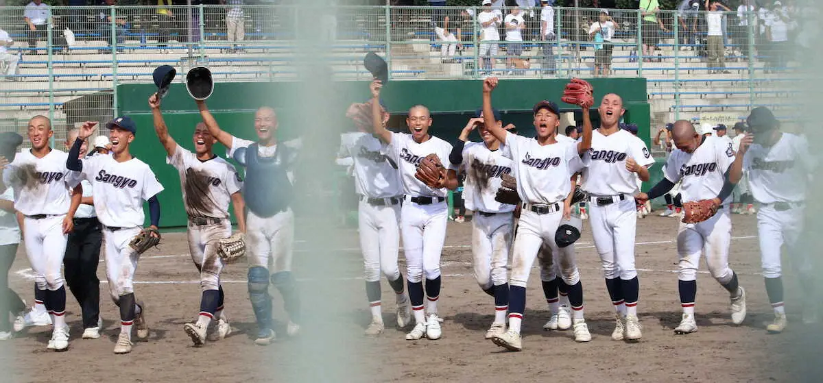 【画像・写真】【高校野球】篠山産「監督交代」乗り越え再出発1勝　長沢監督が不祥事で退任も「応援が励みに」