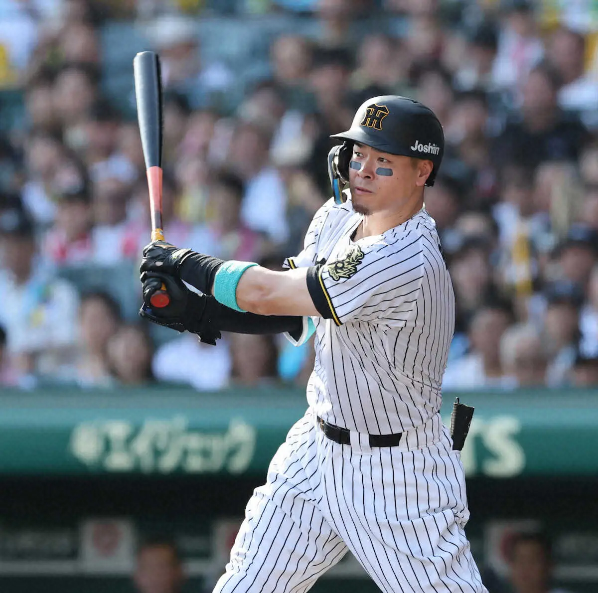 【画像・写真】阪神・佐藤輝明が2打席連発！5回2死一塁から左翼へ38号2ラン　3打数3安打5打点と大暴れ