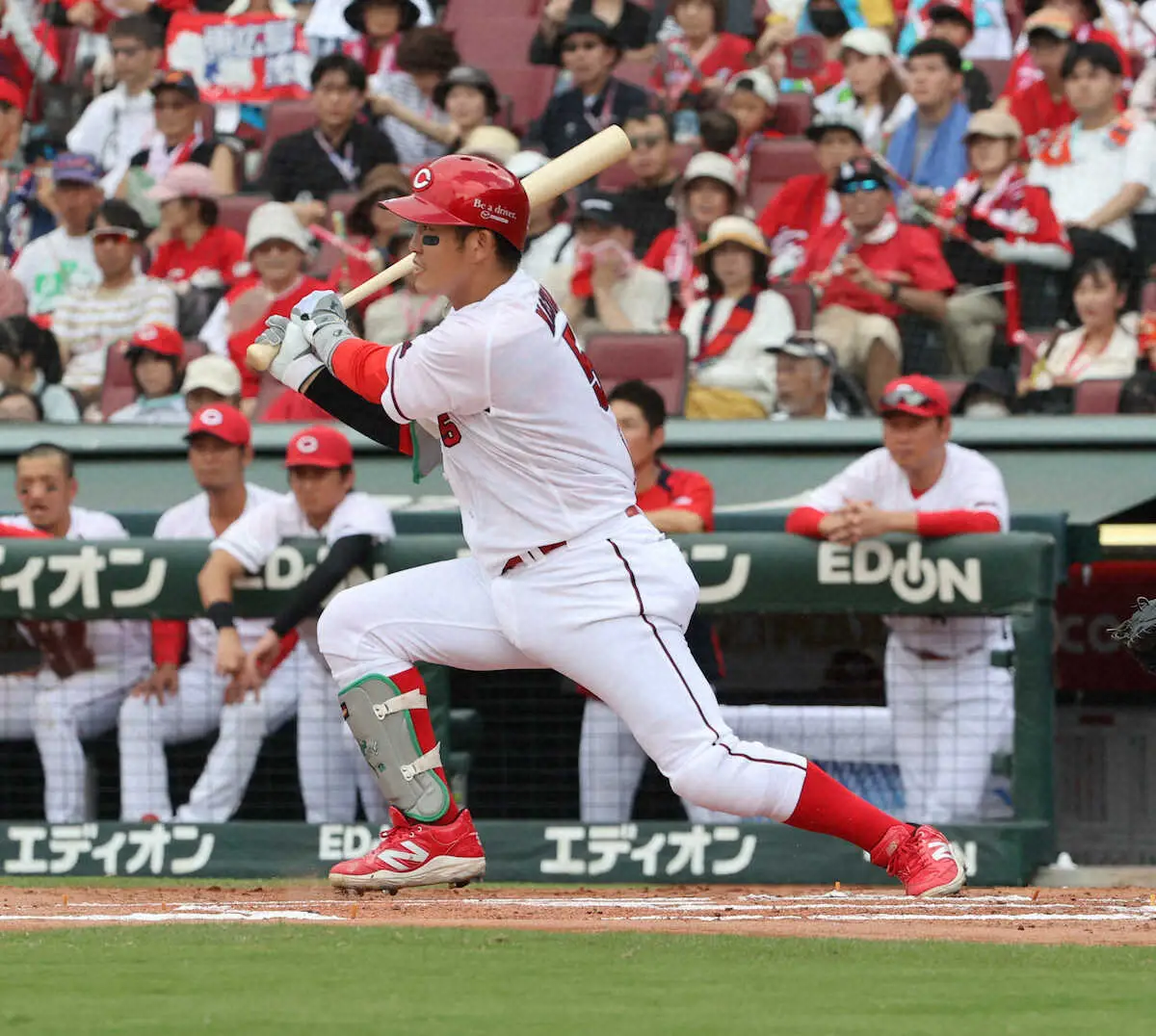 【画像・写真】広島・小園海斗　3冠いけるぞ!!　7戦連続安打だ2安打3打点　打率、安打、出塁率リーグトップ