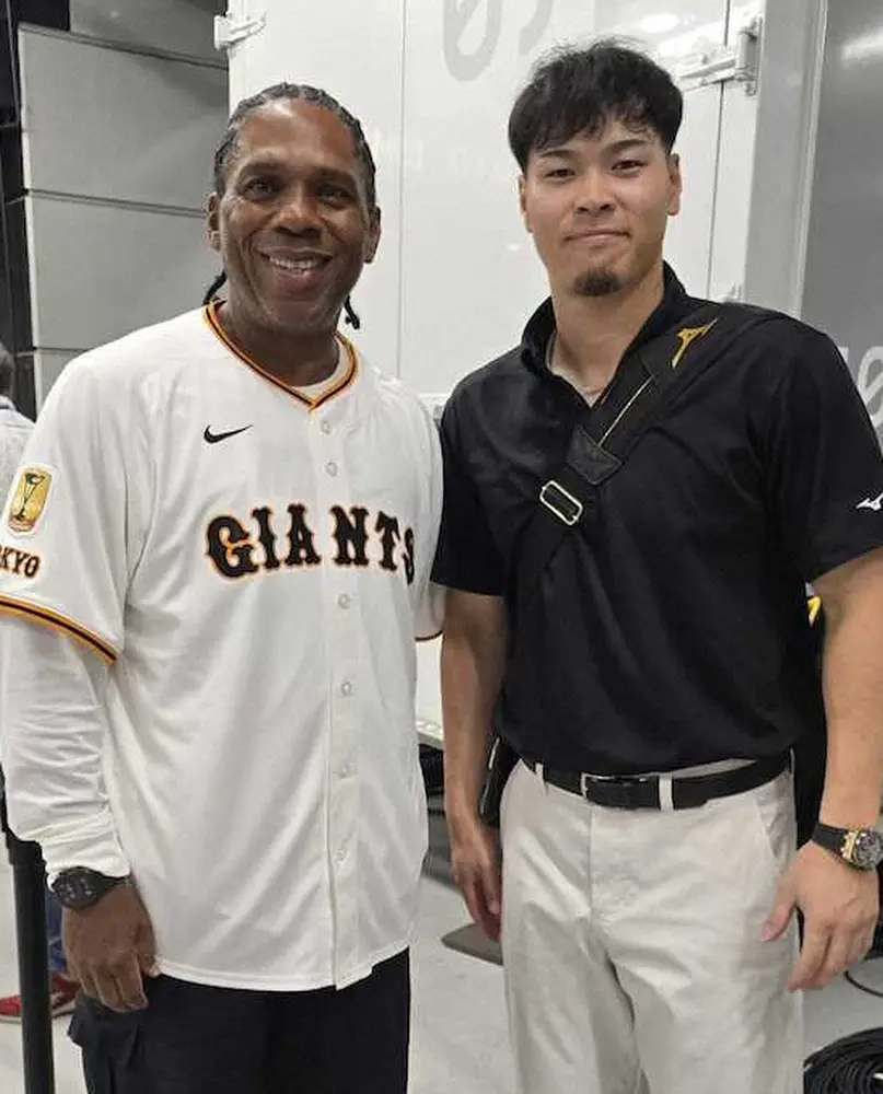 【画像・写真】タフィー・ローズ氏が“弾言”　初対面の阪神・佐藤輝明は来季以降50発いける　「体のデカさには驚いた」