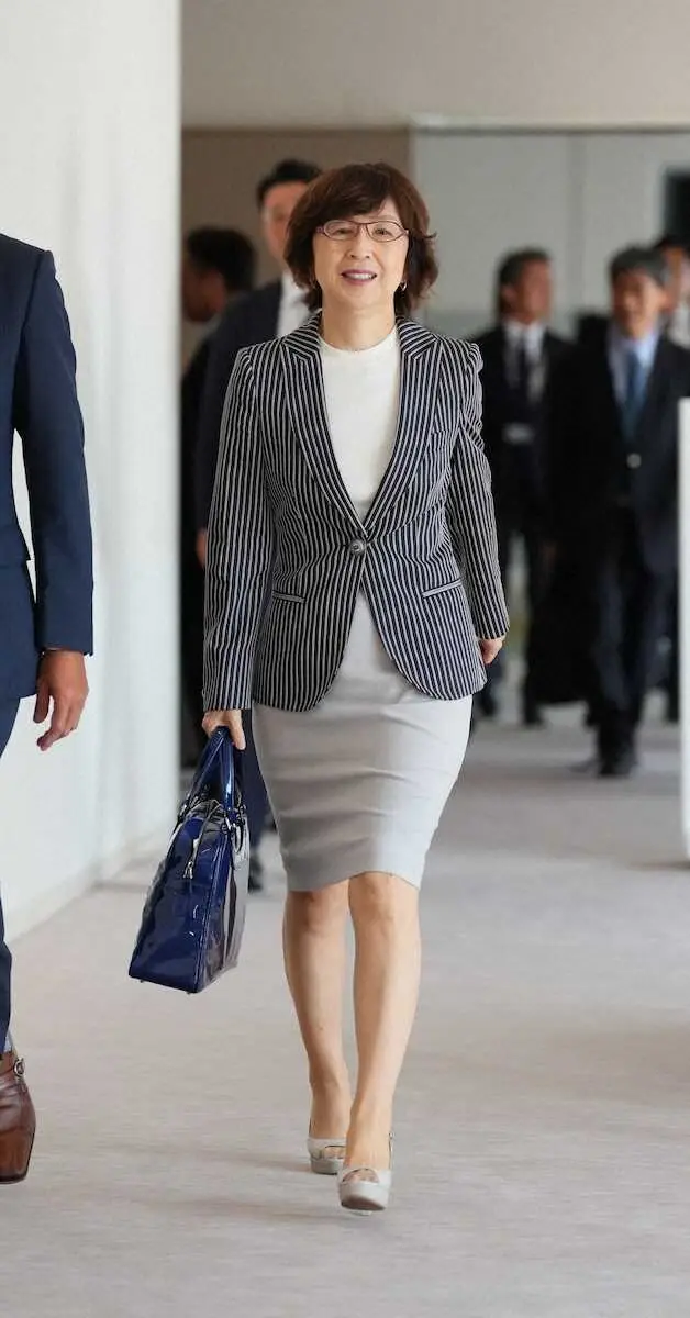 【画像・写真】DeNA南場オーナー　就任5年目の三浦監督の去就明言避ける　「全力を尽くしているところ」