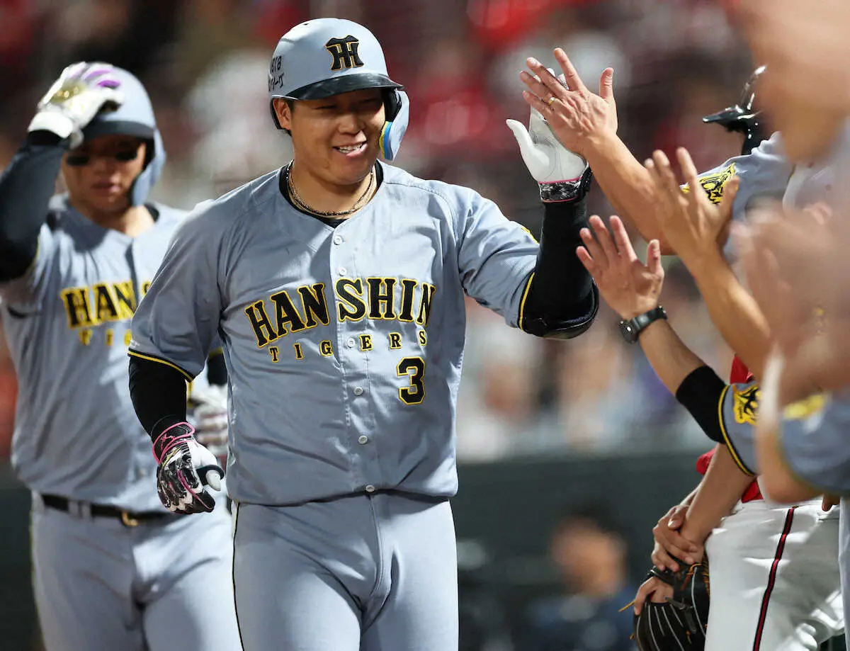 【画像・写真】阪神・大山悠輔　球団生え抜き岡田彰布以来!8年連続2桁弾「つなぐ意識を持って自分のスイング」
